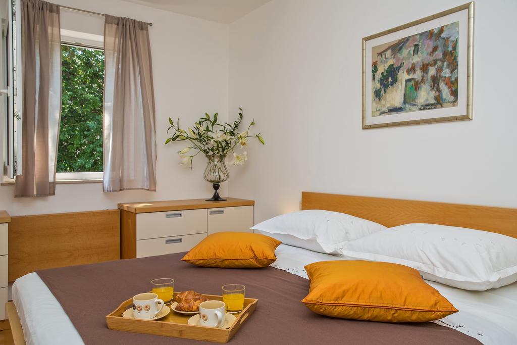 Comfortable Apartment Laura Lapad With Garage Dubrovnik Exterior photo