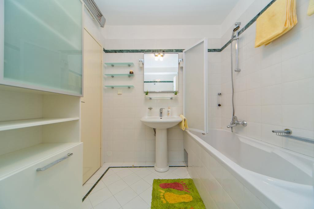 Comfortable Apartment Laura Lapad With Garage Dubrovnik Exterior photo